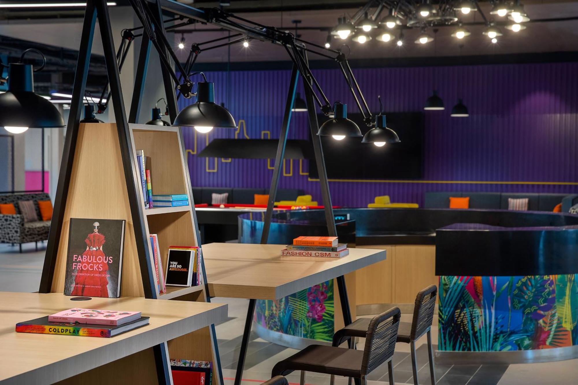 Aloft Dubai Airport Hotell Exteriör bild
