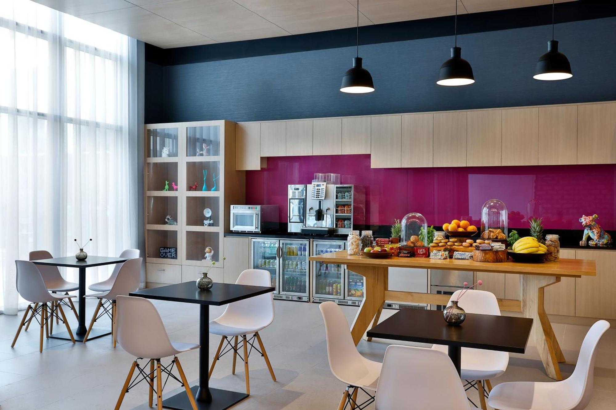 Aloft Dubai Airport Hotell Exteriör bild